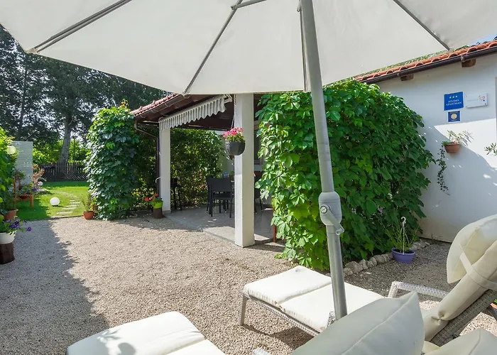Kiara Sabunike 836 Privlaka (Zadar)