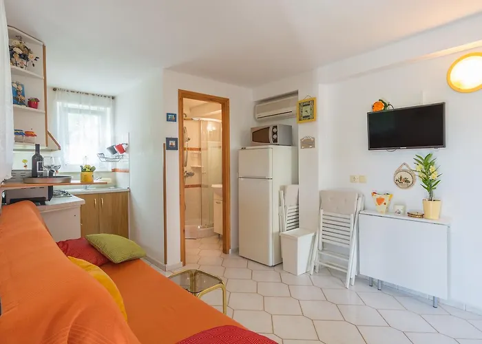 Kiara Sabunike 836 Privlaka (Zadar)