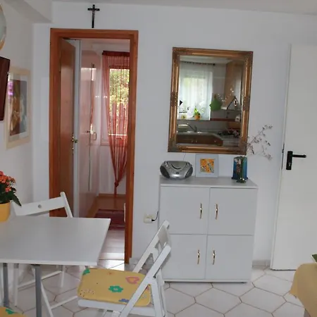 Kiara Sabunike 836
