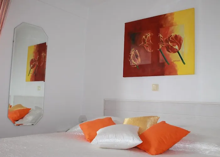 Kiara Sabunike 836 公寓 *