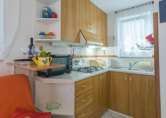 Kiara Sabunike 836 Привлака
